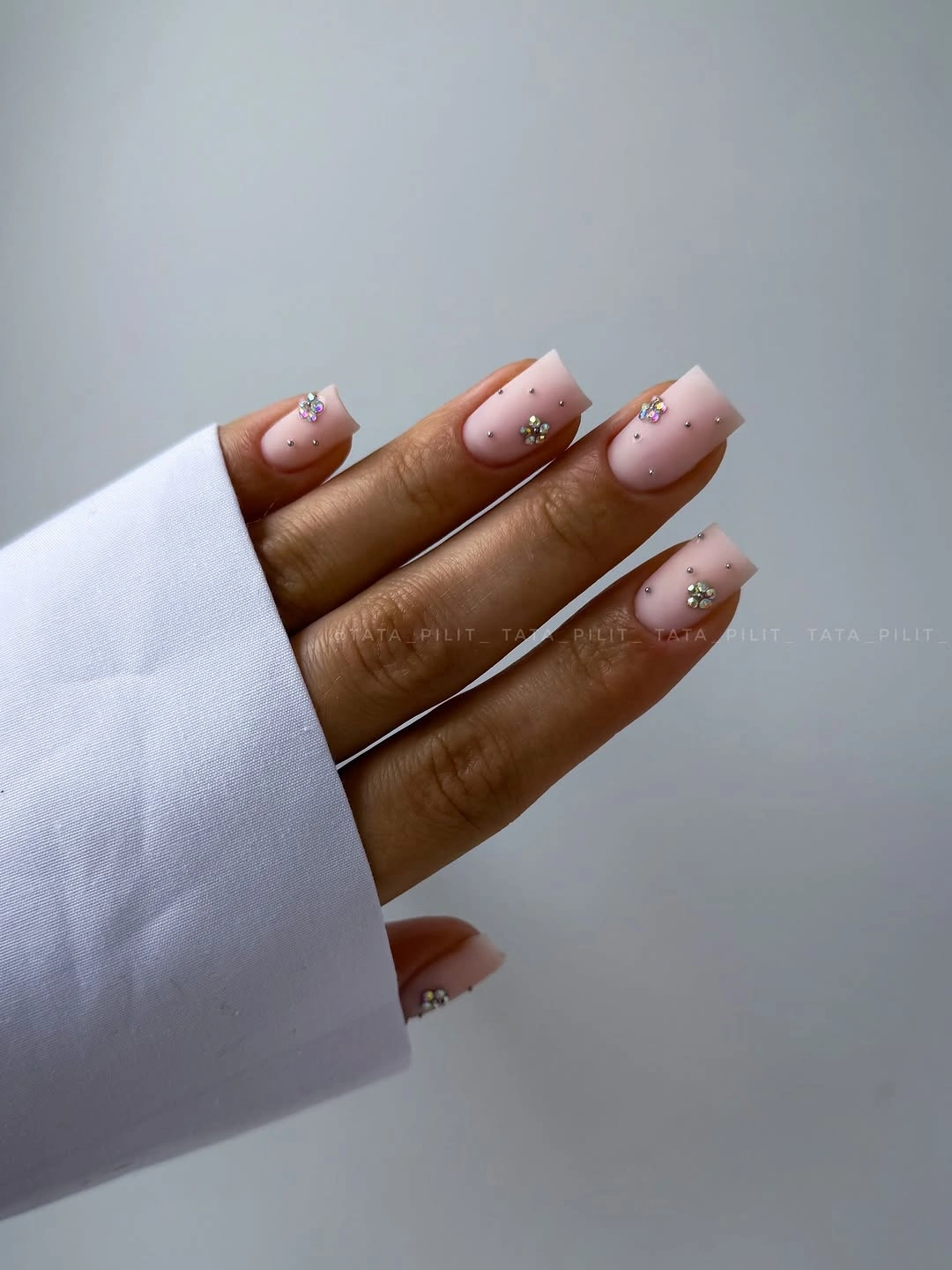 fall nail designs square shape 2026 Blush Square Nails With Crystal Flowers