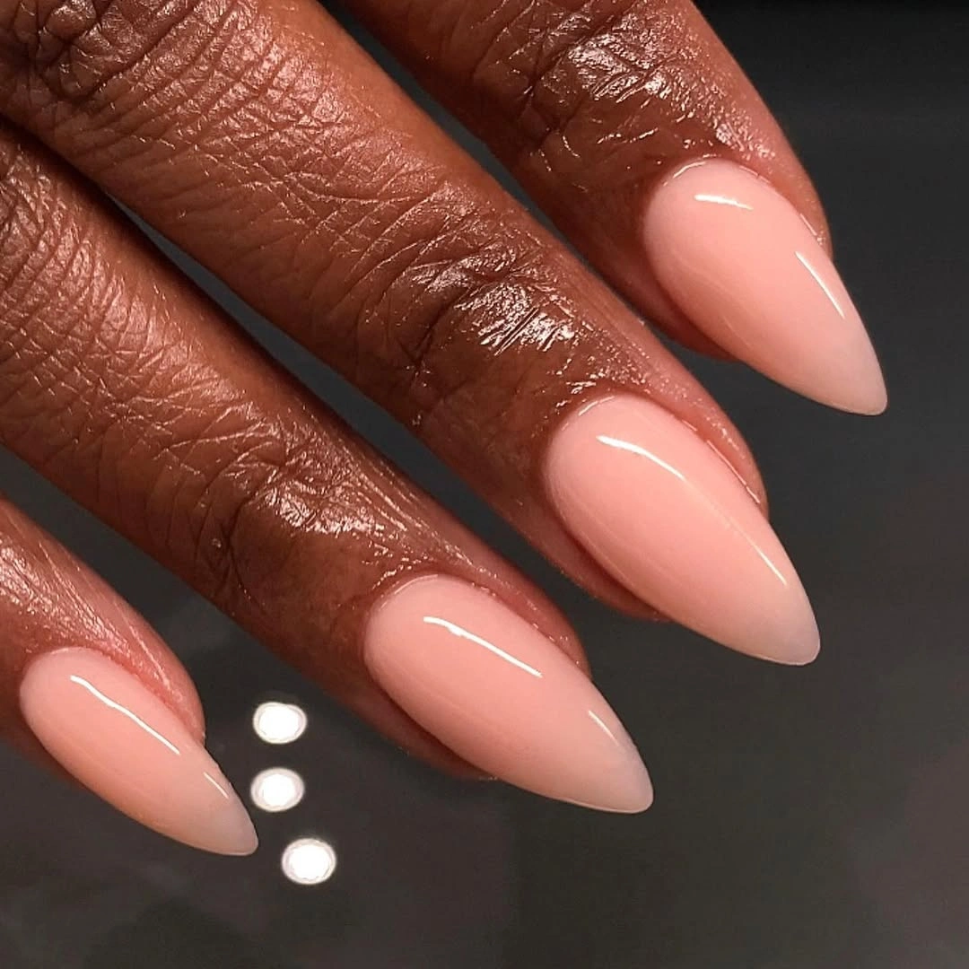 fall nails colors for dark skin Soft Pink Almond Nails For A Clean Autumn Look