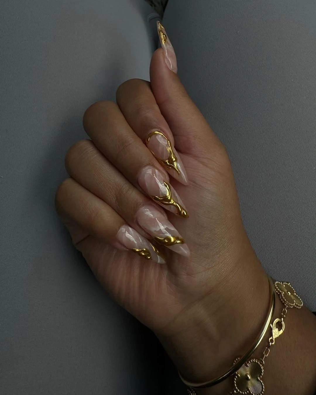fall nails colors for dark skin Clear Nude Nails With Sculptural Gold Accents