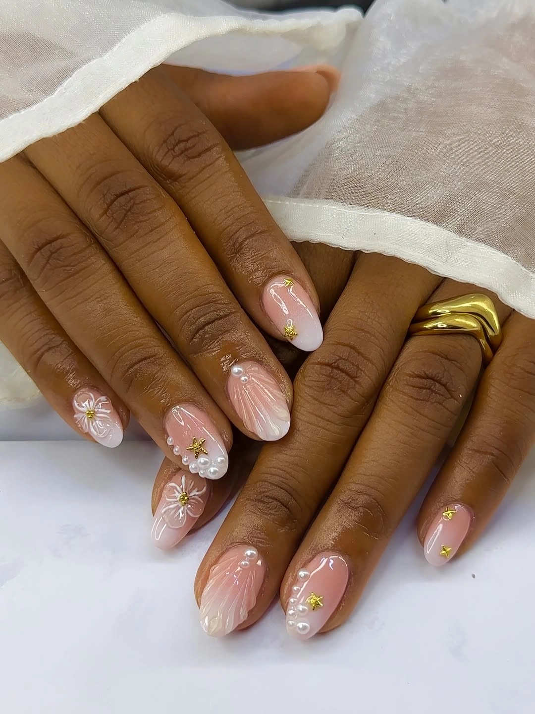 fall nails colors for dark skin Soft Pink Pearls And Gold Details
