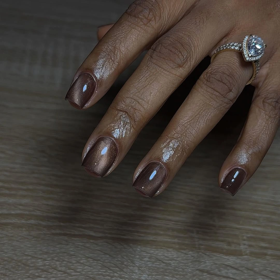 fall nails for dark skin 2026 Smoky Mocha Chrome For Cozy Days