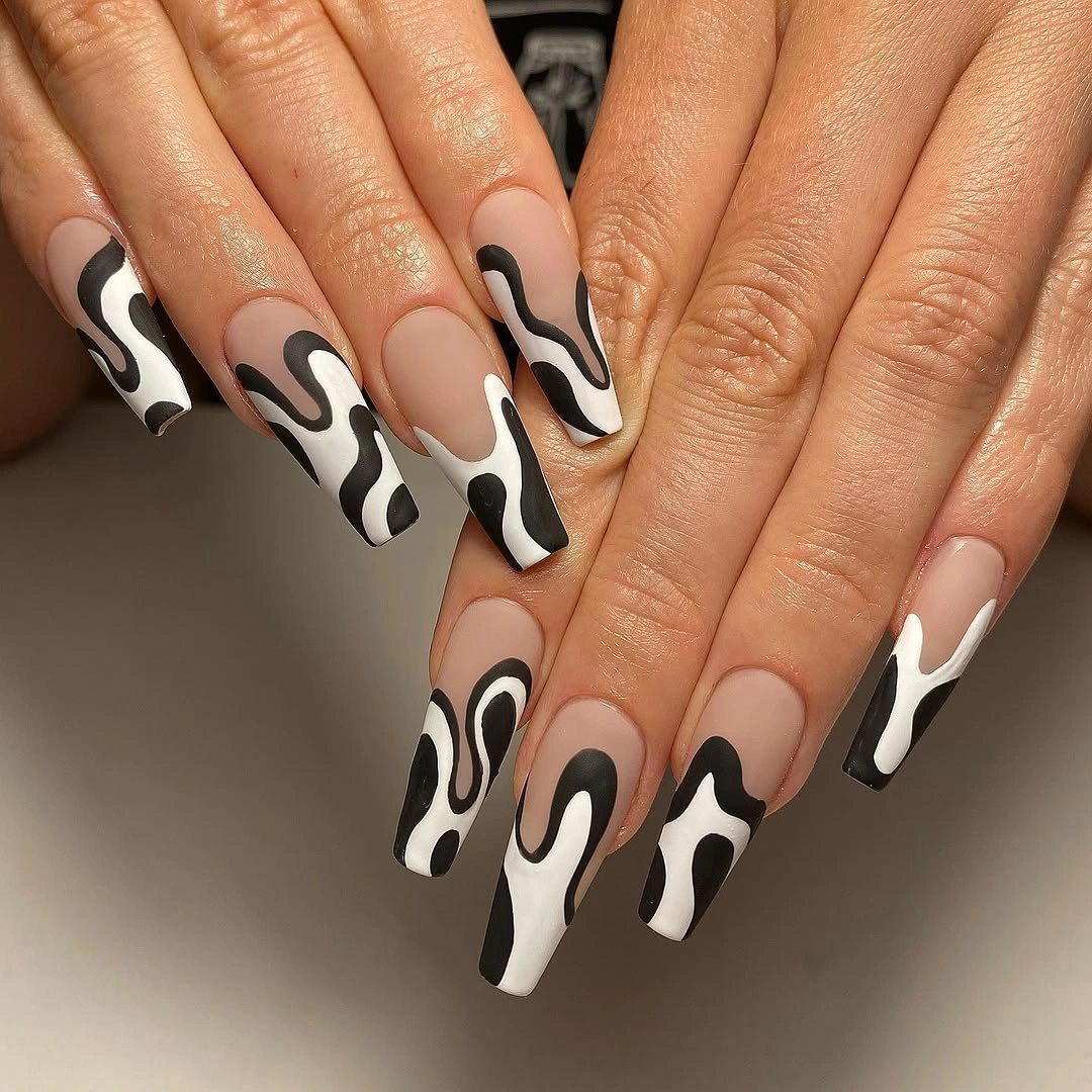fall nails for medium skin tone Black And White Wavy Square Nails