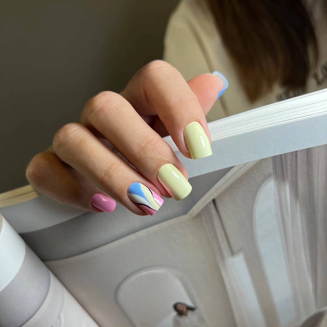 fall nails for pale skin 2026 Soft Pistachio Short Nails With Pastel Waves
