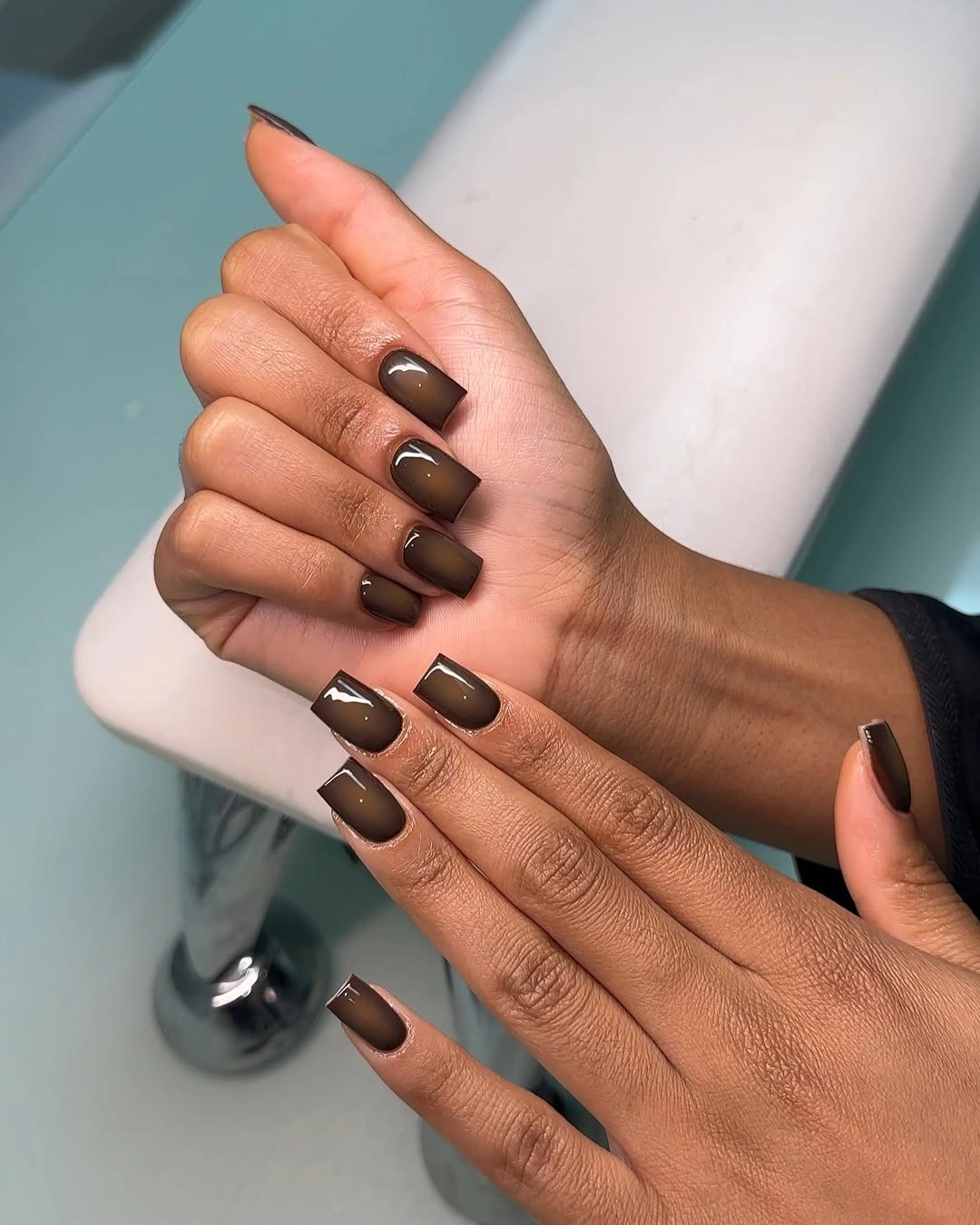 Fall nails for tan skin tone glossy chocolate brown nails