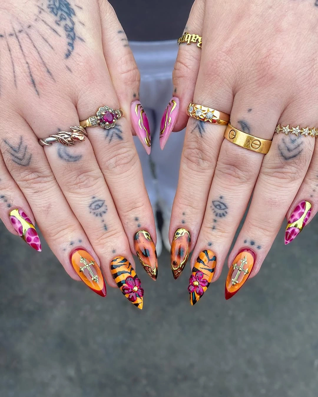 Fall nails for tan skin tone pink orange gold stiletto nails