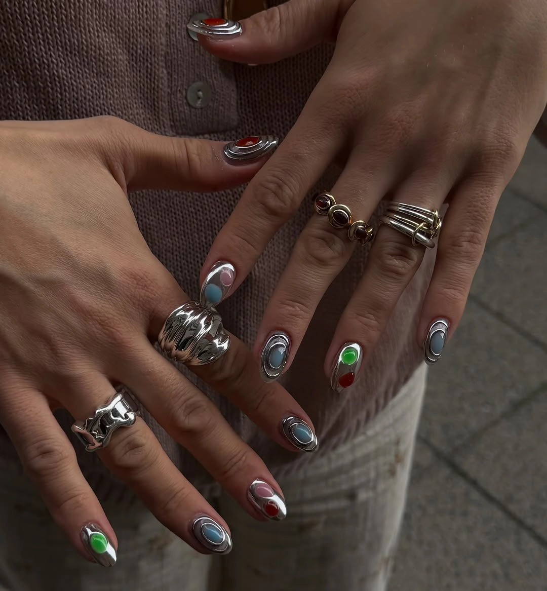 Fall nails for tan skin tone silver chrome jewel nails