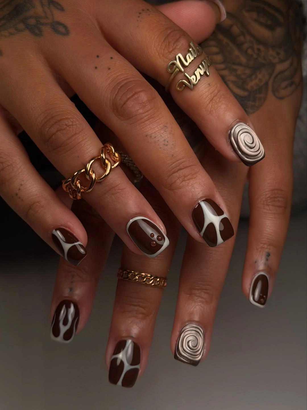 Fall nails for tan skin tone chocolate cream retro nails