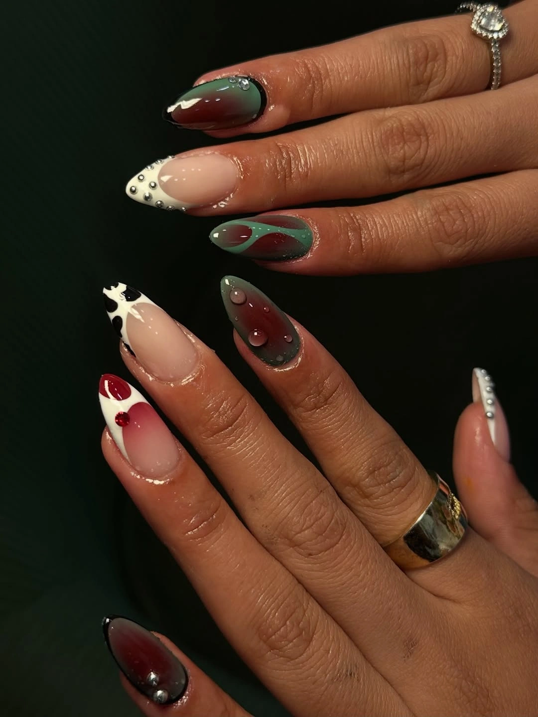 Fall nails for tan skin tone burgundy forest green nail art