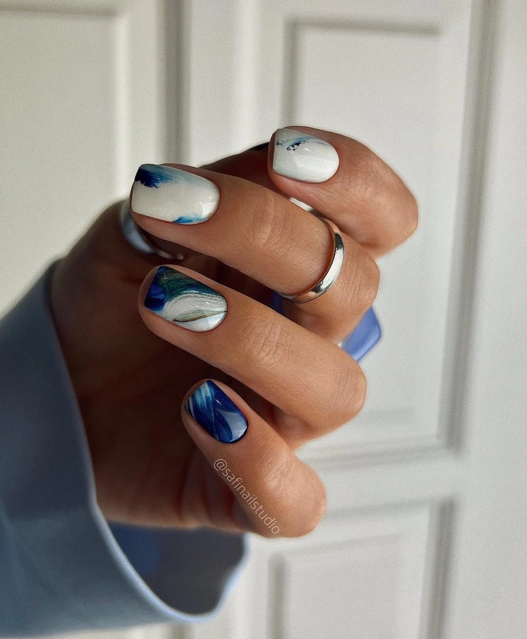 fall nails with accent nail Deep Blue Watercolor Accent Nails