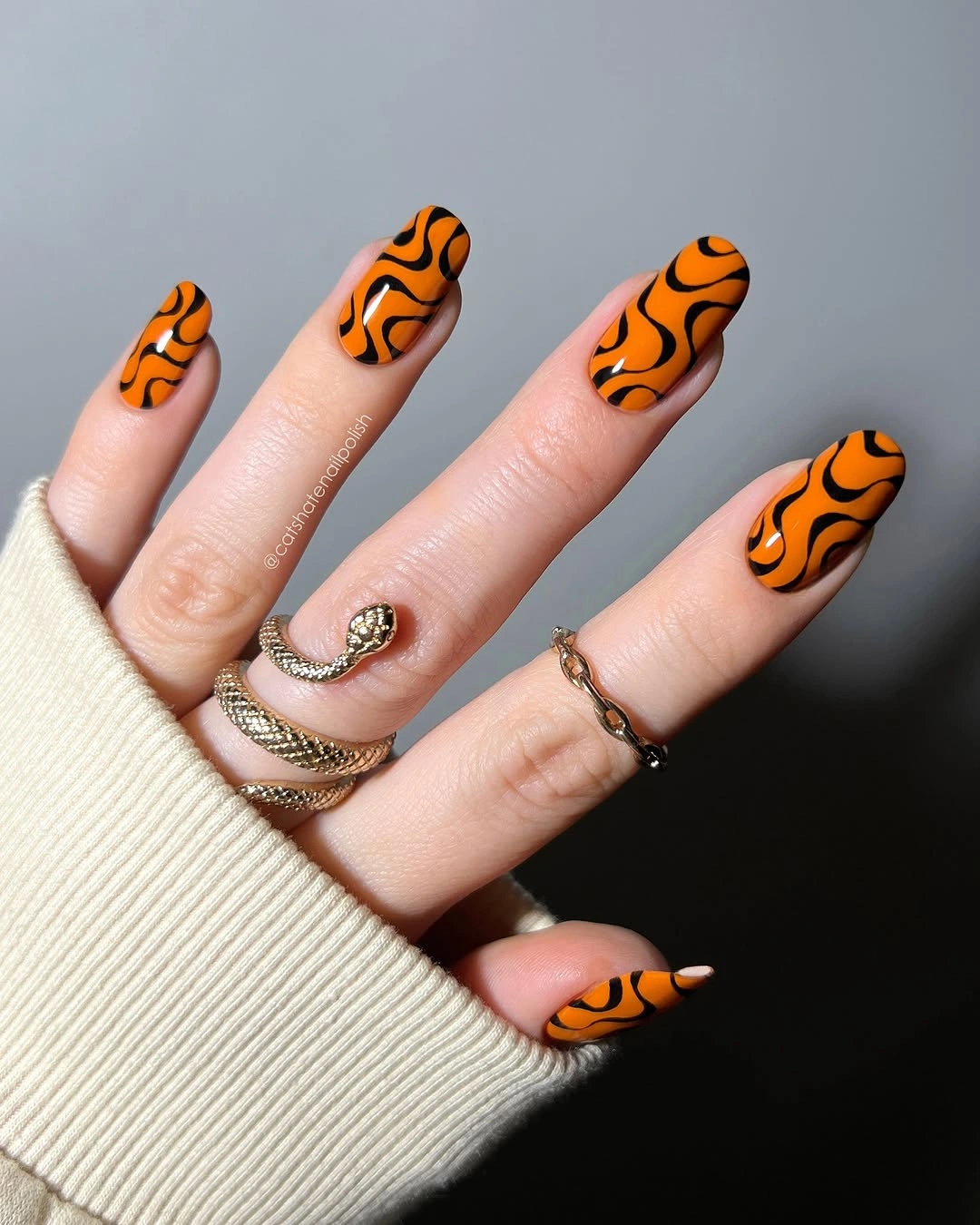 fall nails with pumpkins 2026 Abstract Orange Pumpkin Lines
