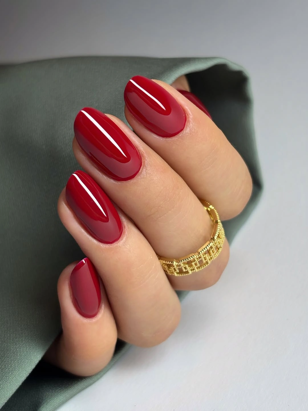 fall red nails 2026 Glossy Ruby Red For Every Autumn Day