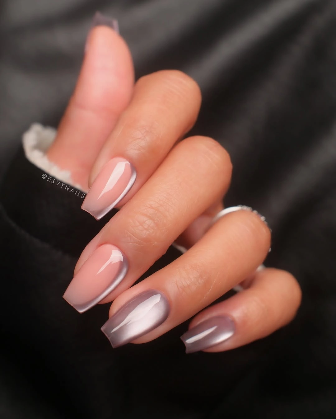 fall short coffin nails designs Soft Pink Chrome With A Sleek Silver Edge