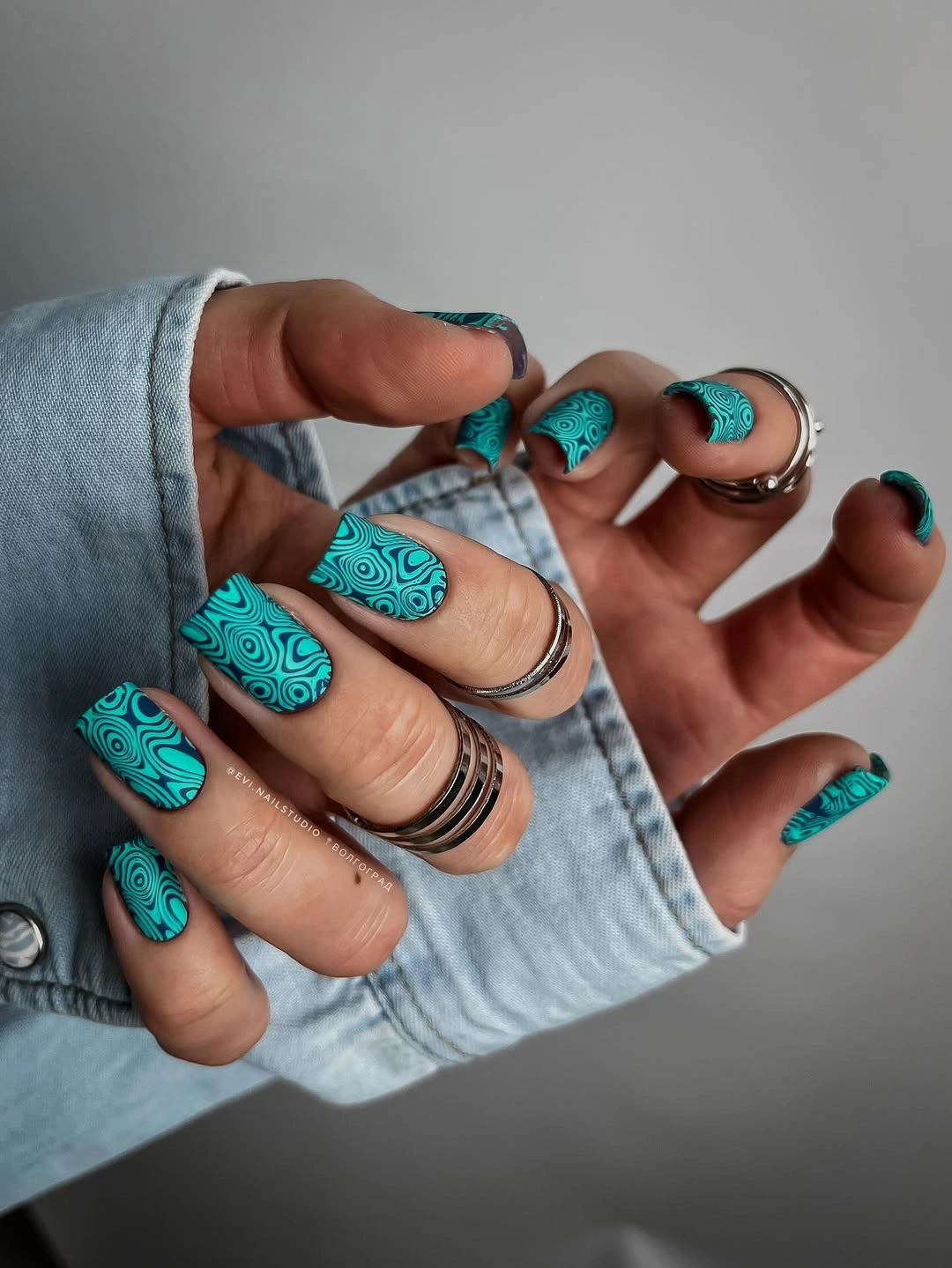 fall square nails 2026 Electric Green Swirl Square Nails