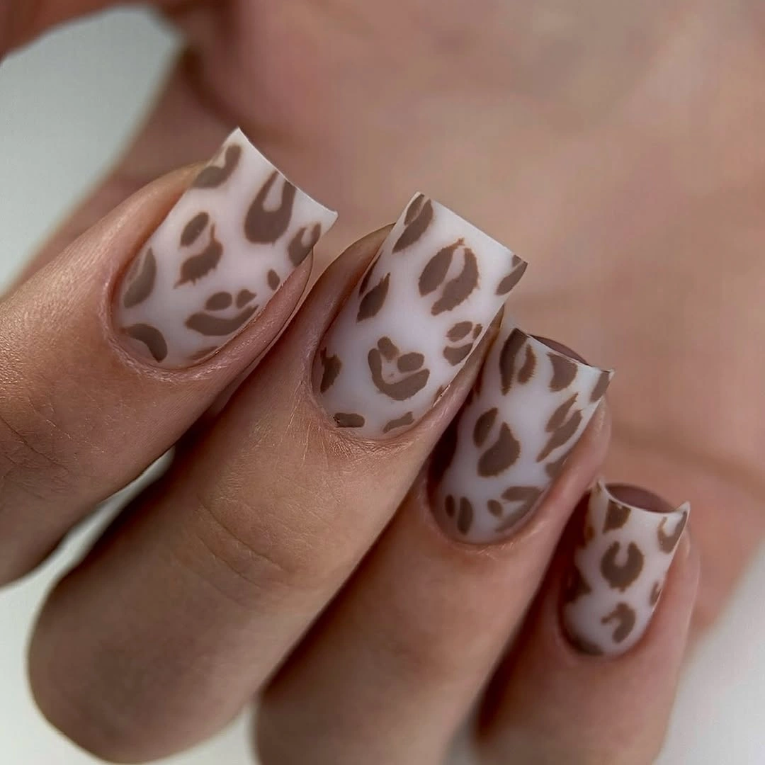 fall square nails 2026 Matte Brown Leopard Square Nails