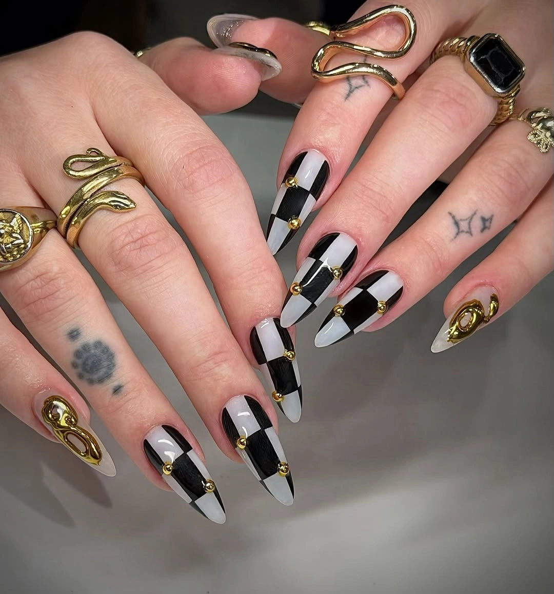 fall trendy nails 2026 Black White And Gold Art Nails