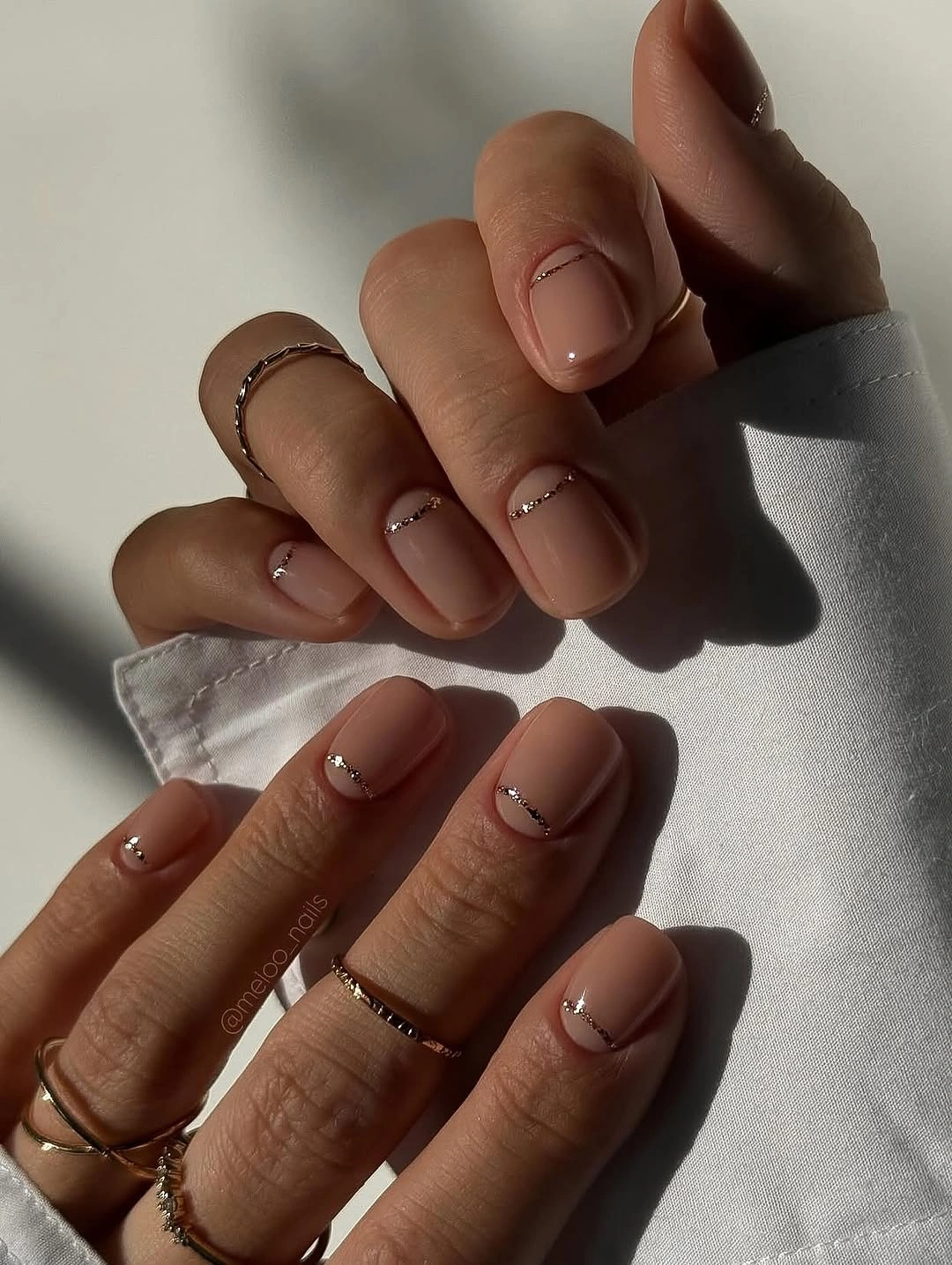 nude fall nails 2026 Minimal Nude Nails With Fine Gold Lines