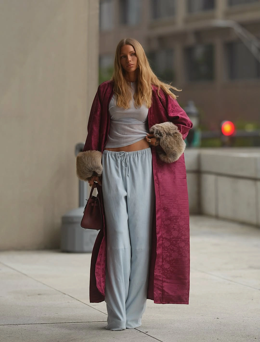 october fashion trends 2026 Berry Robe With Relaxed Gray Layers