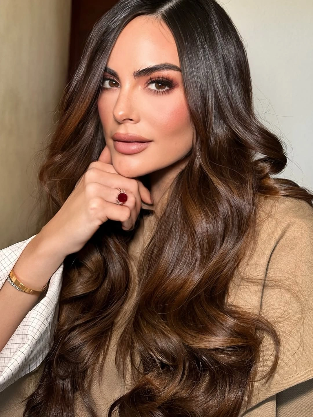 october hair colour ideas 2026 Glossy Chocolate Espresso