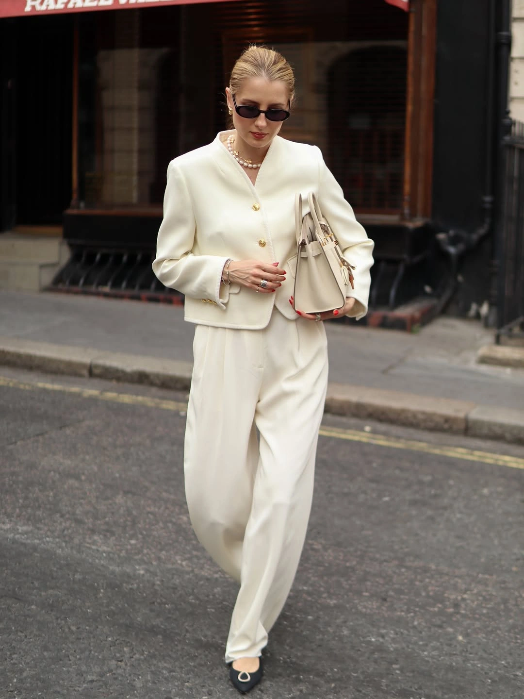 october outfits ideas 2026 Ivory Tailoring With Quiet Luxury Energy