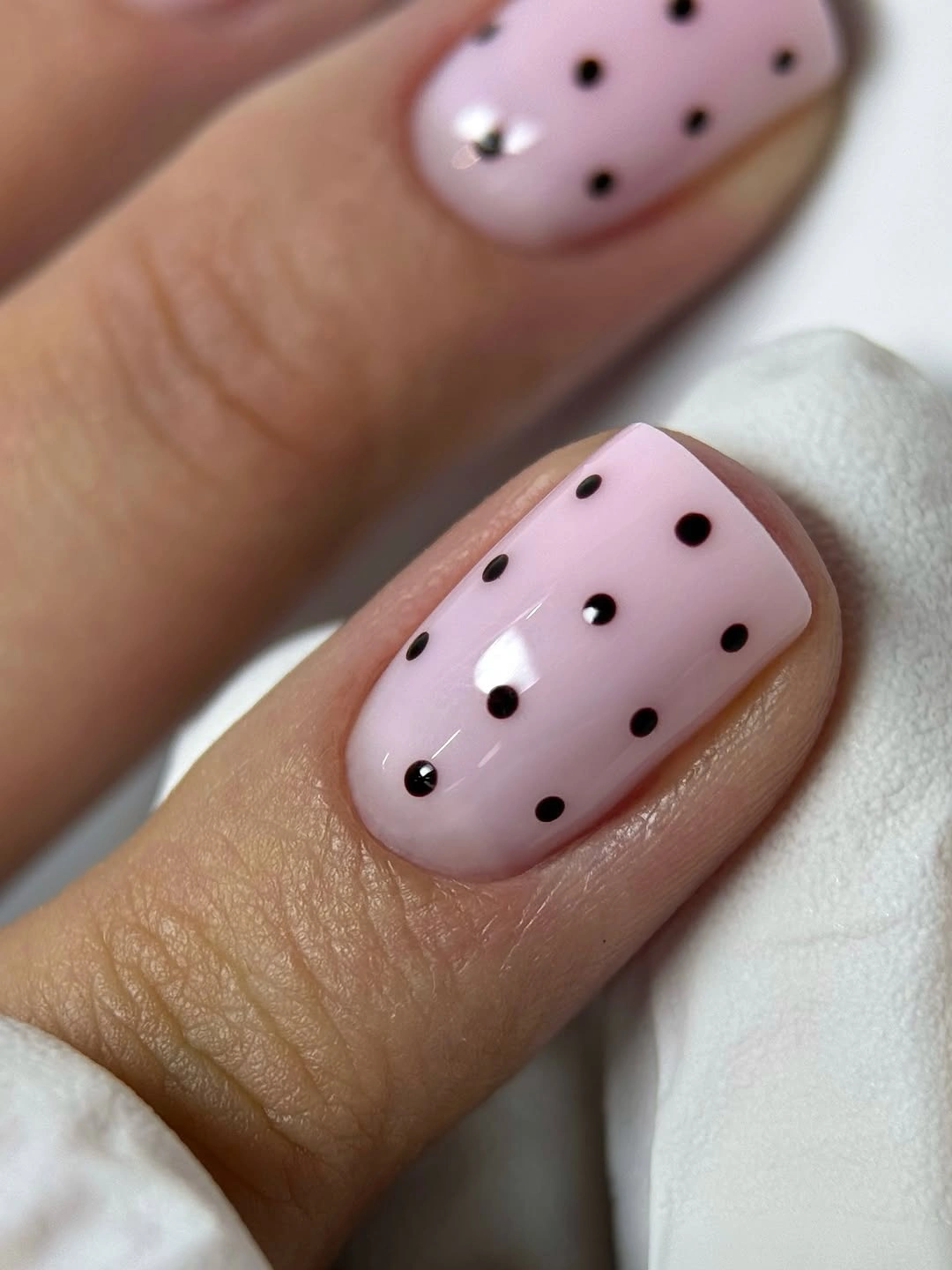 polka dot fall nails 2026 Short Pink Nails With Black Dots