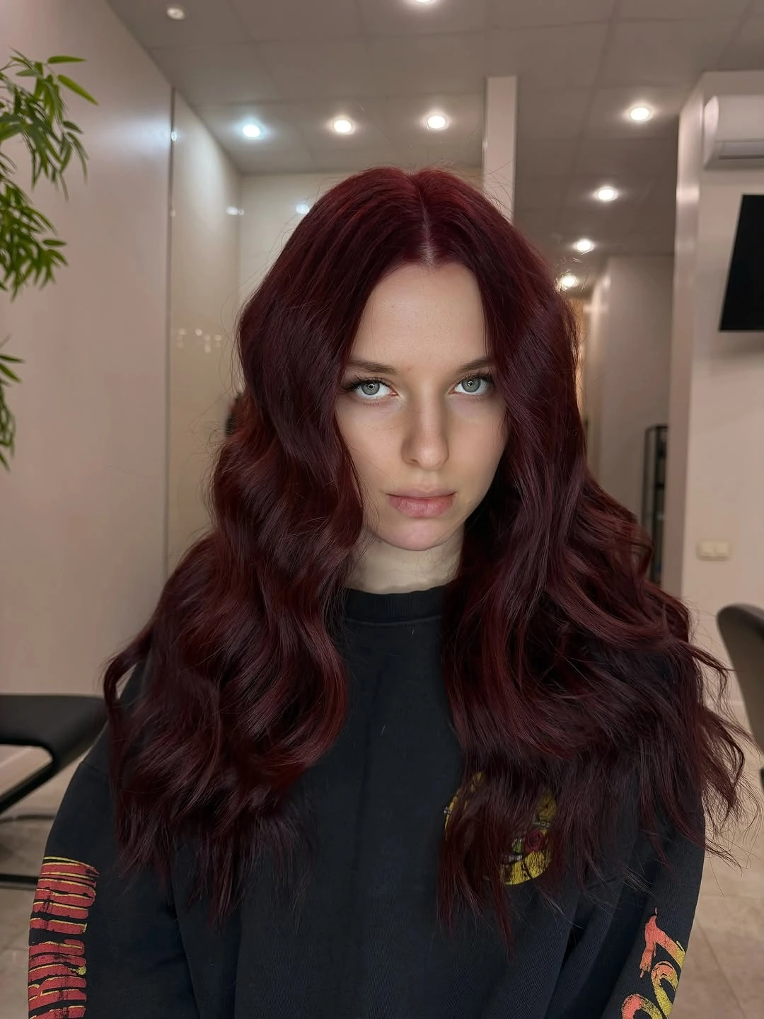 september hair colour trends 2026 Deep Burgundy Waves With A Luxe Autumn Mood