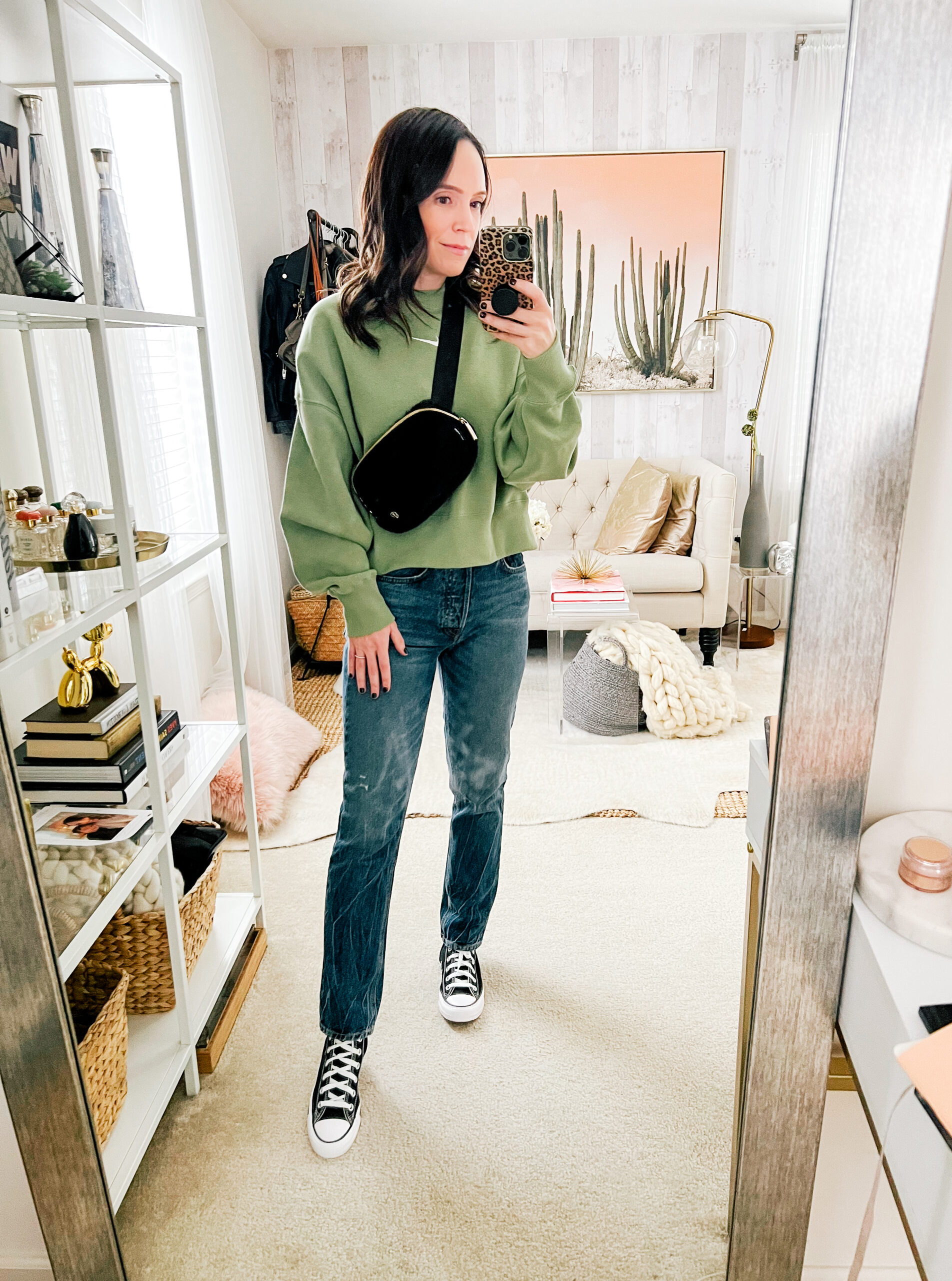 Crewneck Sweatshirt with Denim Jeans and Leopard Strap Bag — Winter Athleisure Outfits