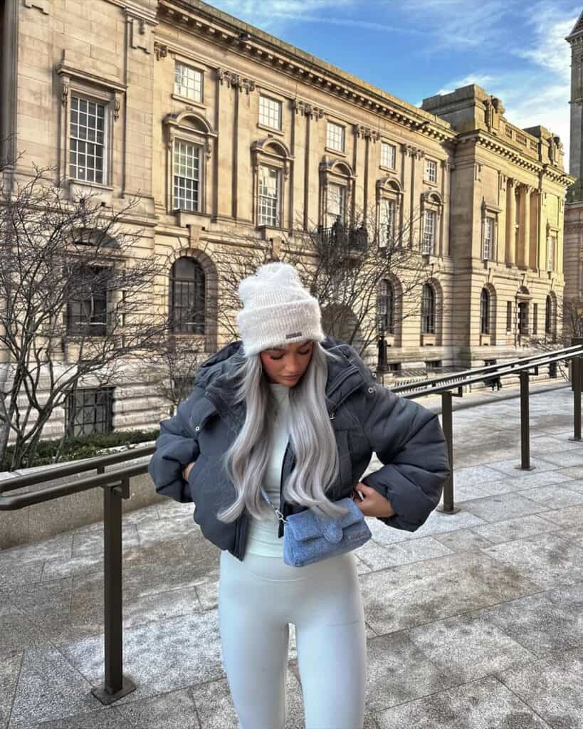 15 Chic & Classy England Winter Outfits Ideas