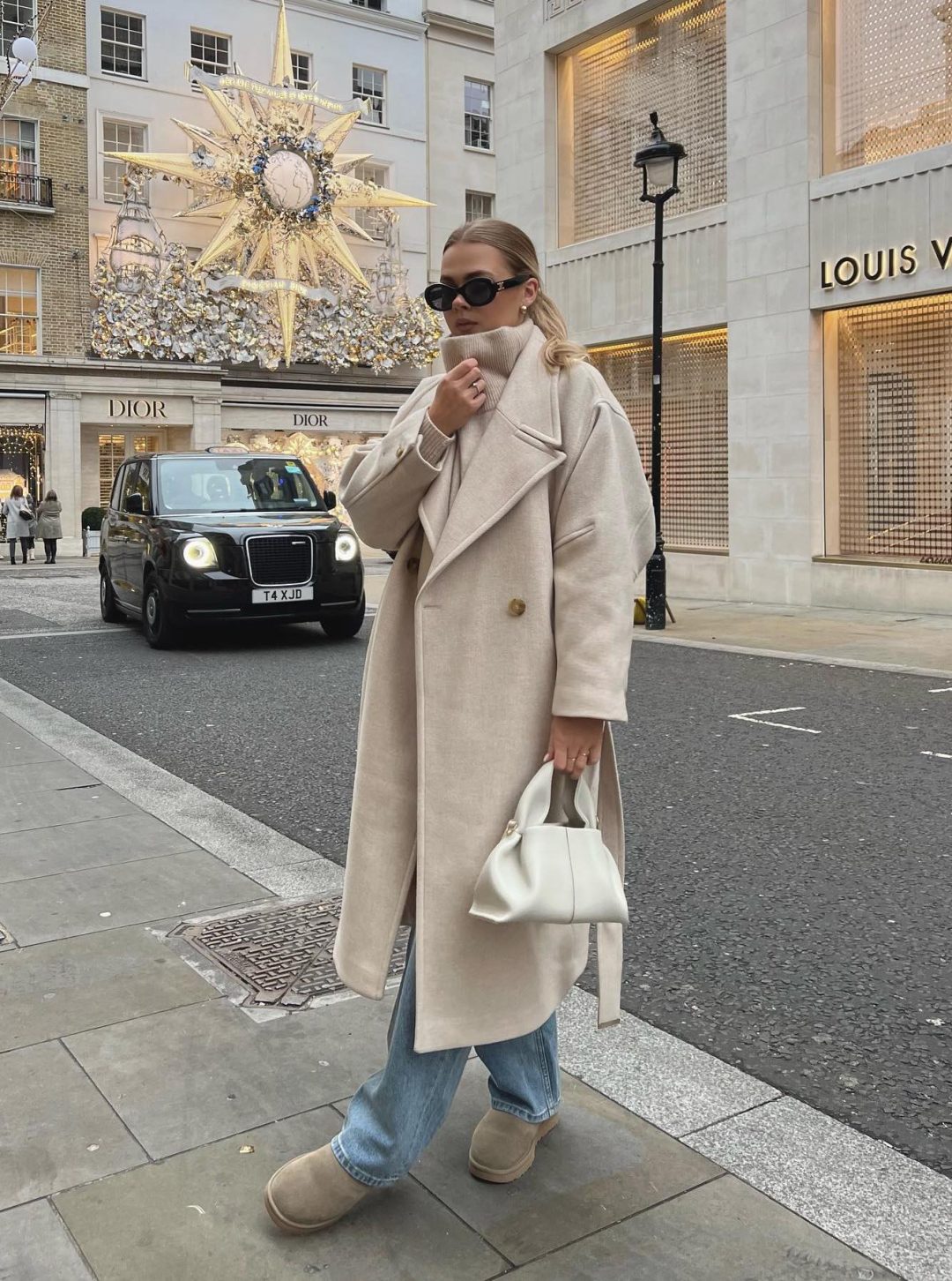 Oversized Cream Wool Coat Over Turtleneck and Jeans — Casual Winter Outfits