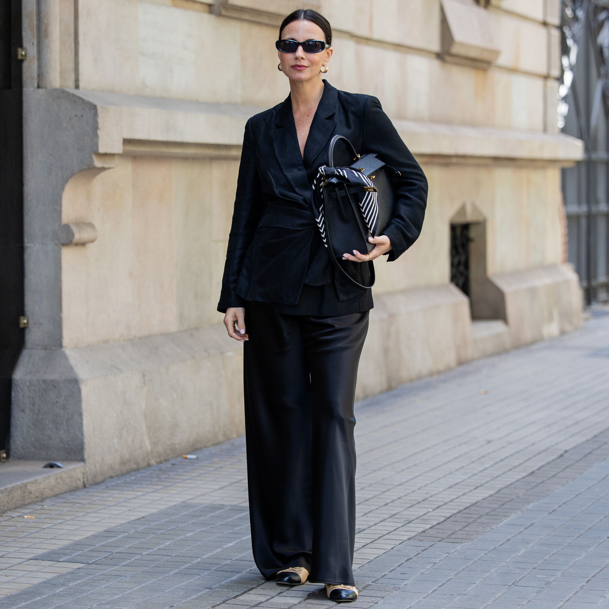 All-Black Draped Blazer and Wide-Leg Trousers for Business Casual — Fall to Winter Outfits
