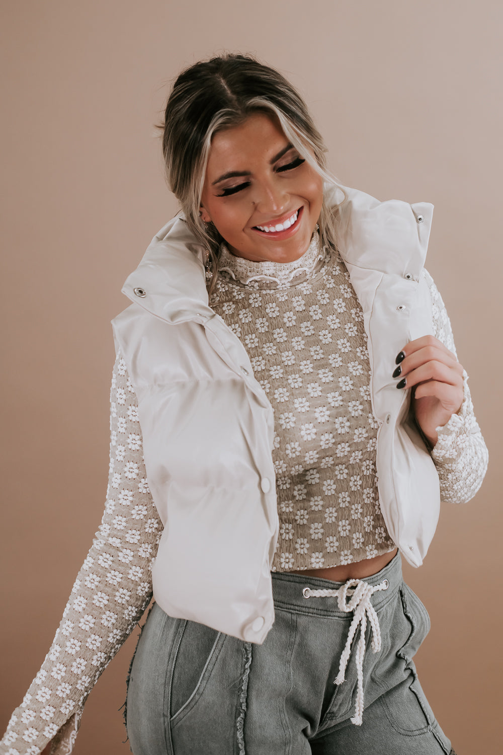 Grey Cargo Pants Outfit Idea Grey Cargo Pants Outfit Idea — Puffer Vest Outfits