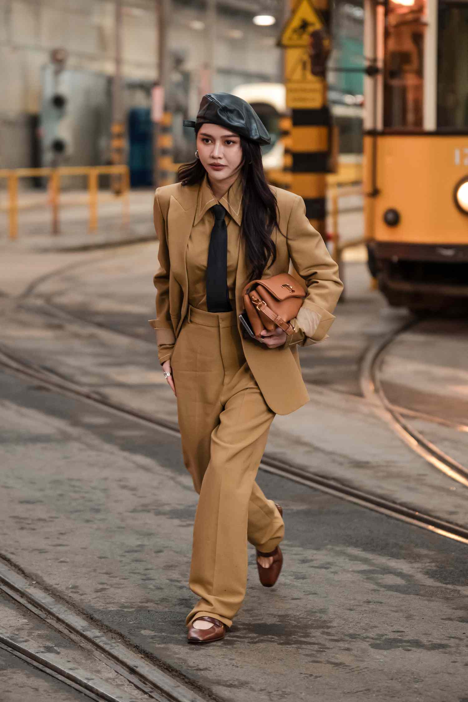 Business Casual Polish: Leather Beret with a Tan Suit — Beret Outfits