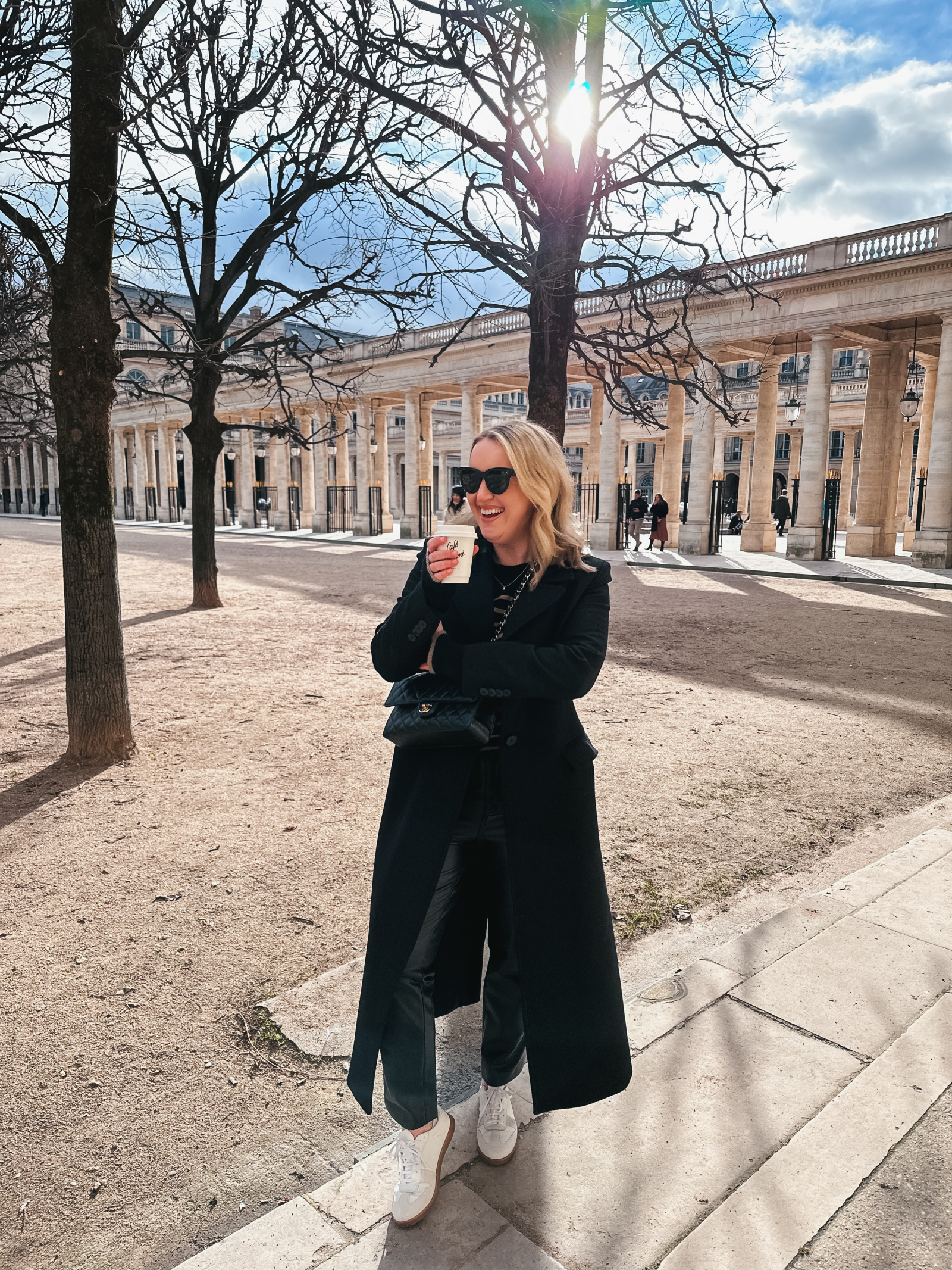 Casual City Outfit Idea — Winter Outfits for Warm Weather