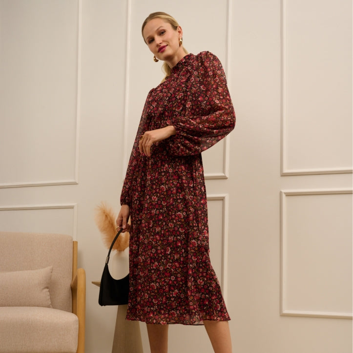 Dark Floral Print Midi Dress for a Winter Church Occasion Dark Floral Print Midi Dress for a Winter Church Occasion — Winter Church Outfits