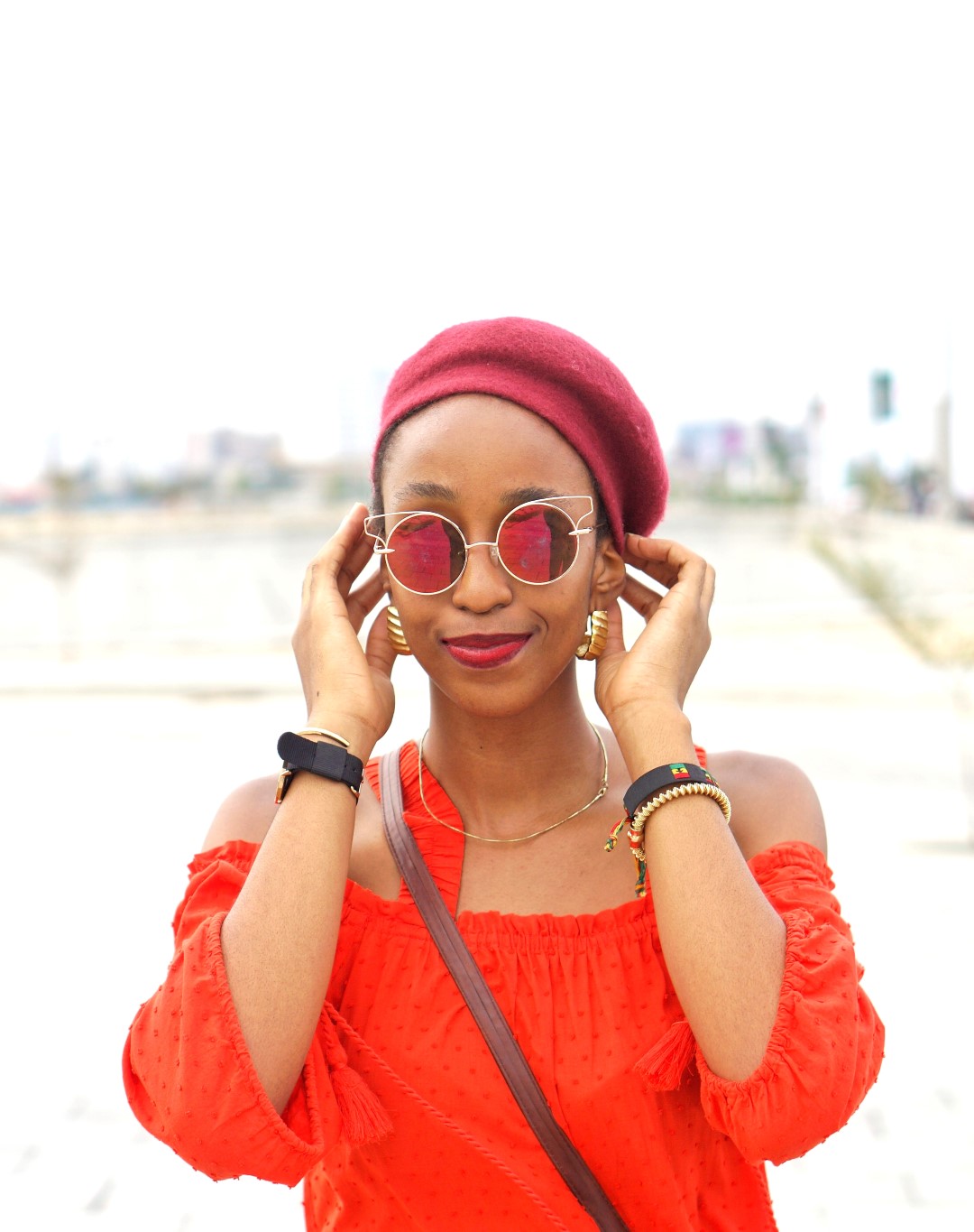 Vibrant Summer Style: Red Beret with an Off-the-Shoulder Top — Beret Outfits