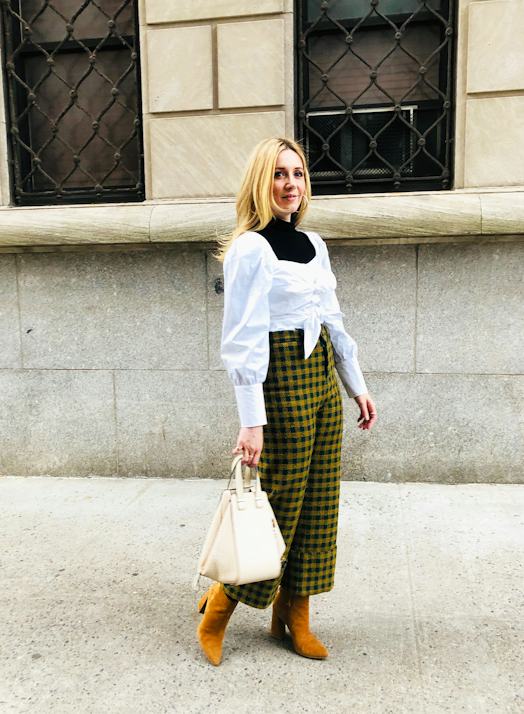 Modern Contrast: Black Turtleneck Under Puff-Sleeve Blouse Modern Contrast: Black Turtleneck Under Puff-Sleeve Blouse — Turtleneck Outfits