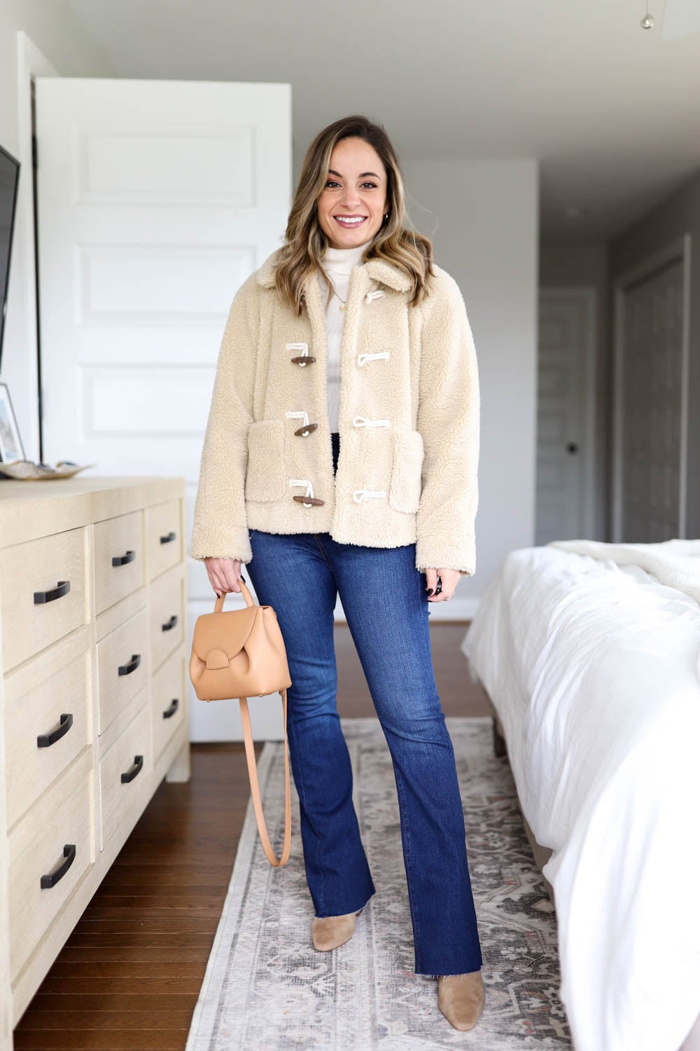 Teddy Fleece Jacket with Flare Jeans Teddy Fleece Jacket with Flare Jeans — Fleece Jacket Outfits