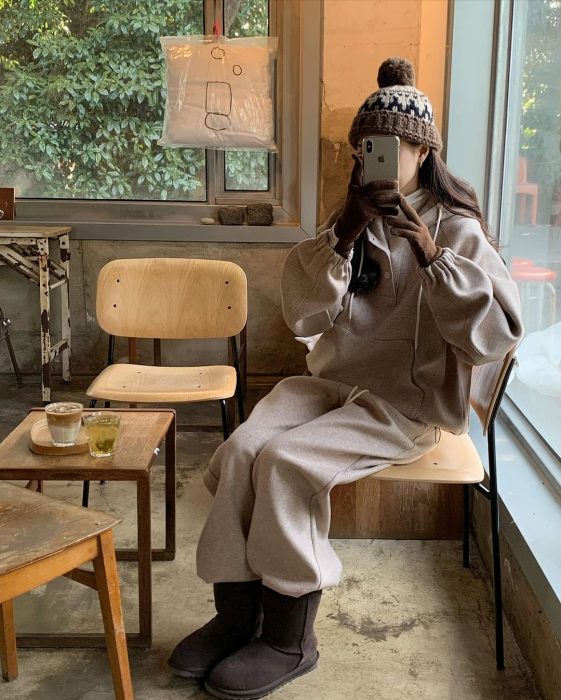 Beige Loungewear Set with Ugg-Style Boots — Korean Winter Outfits