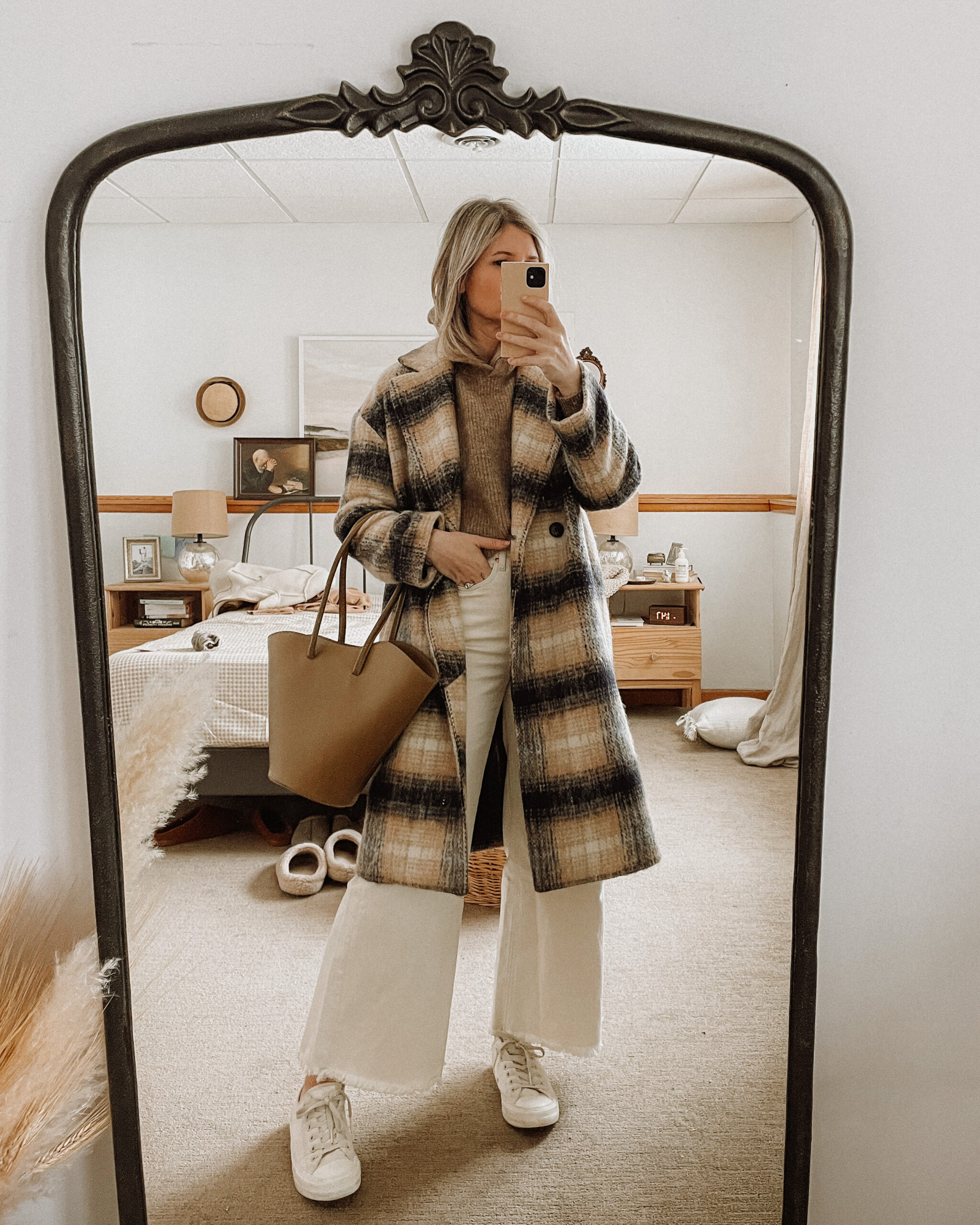 All Black Outfit with Fitted Wool-Blend Coat — Winter Capsule Wardrobe