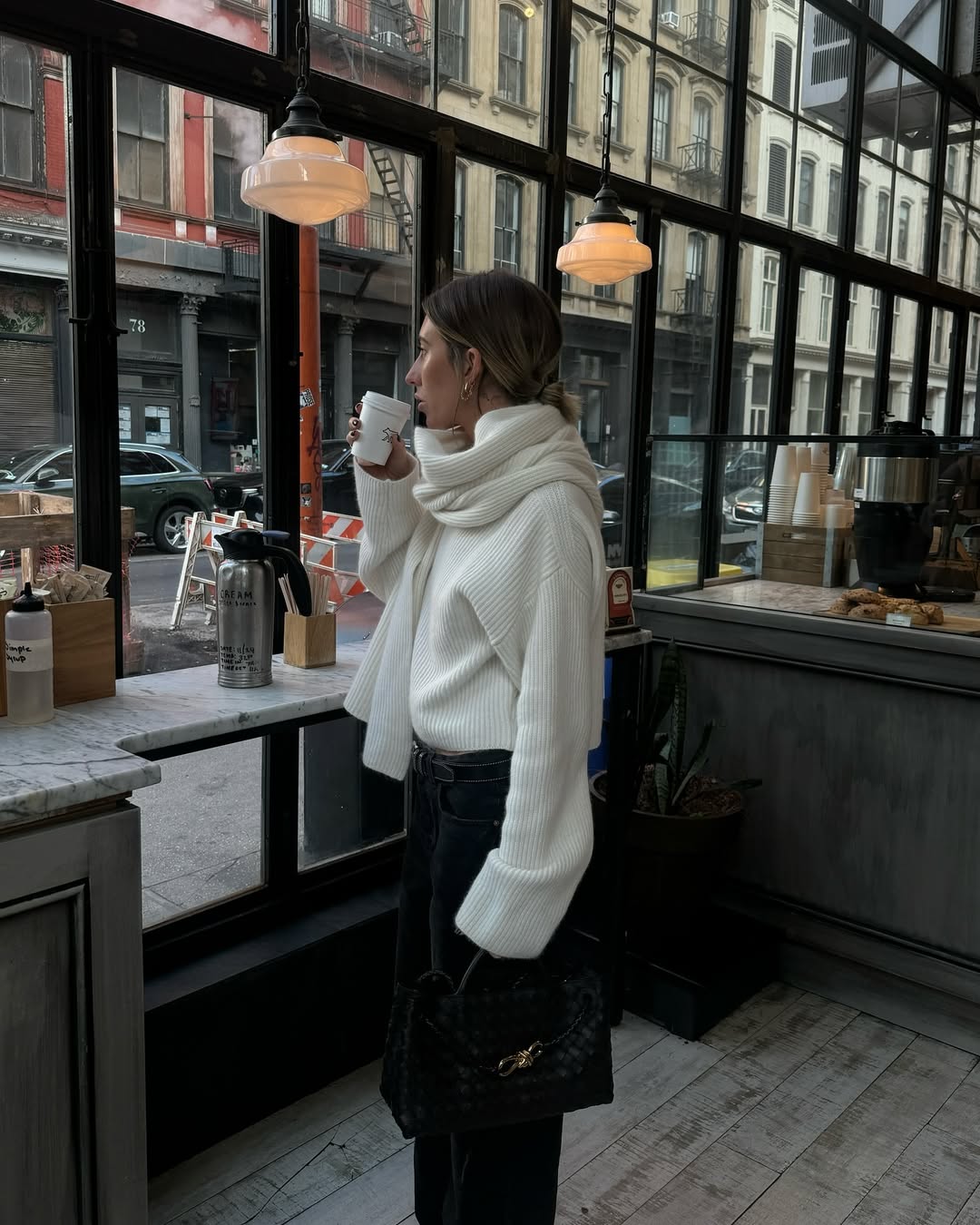 Cozy Chic: White Chunky Sweater with Black Pants and Scarf Cozy Chic: White Chunky Sweater with Black Pants and Scarf — Sweater Outfits