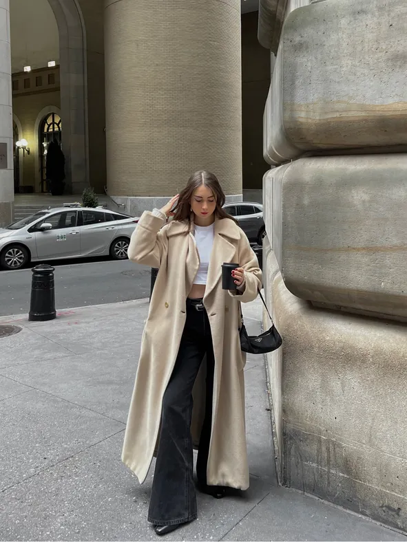Black Boots Outfit Idea — Neutral Winter Outfits