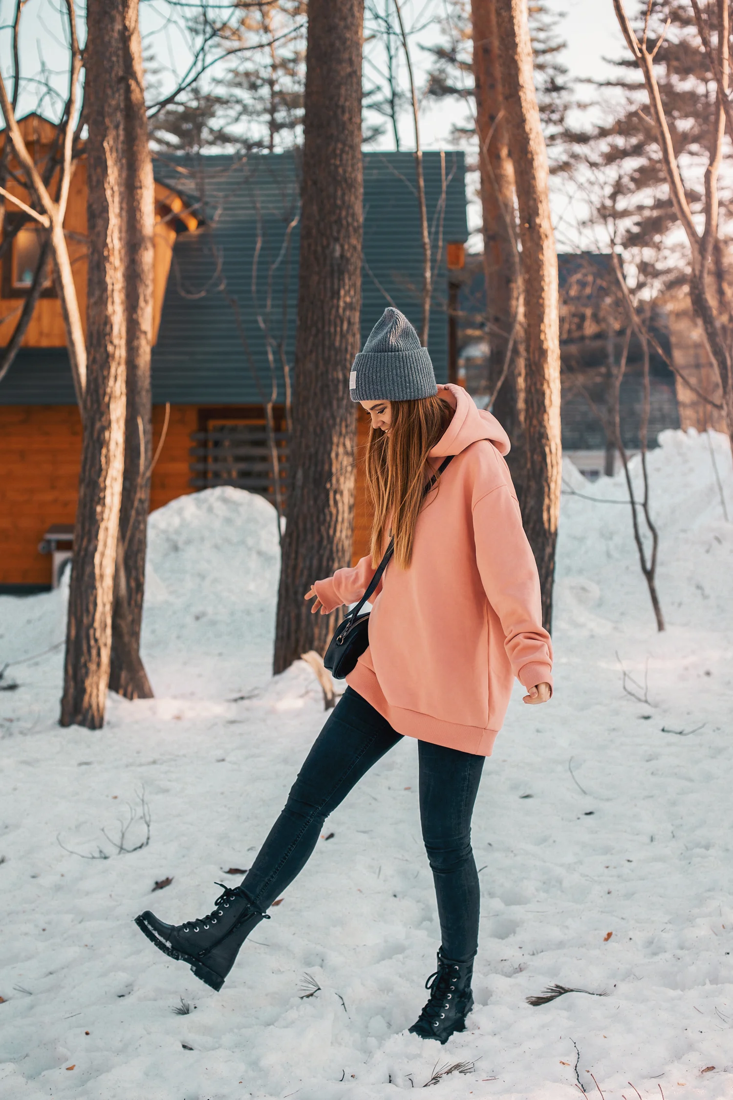 Pink Hoodie and Skinny Jeans for Snowy Days — Japan Winter Outfits