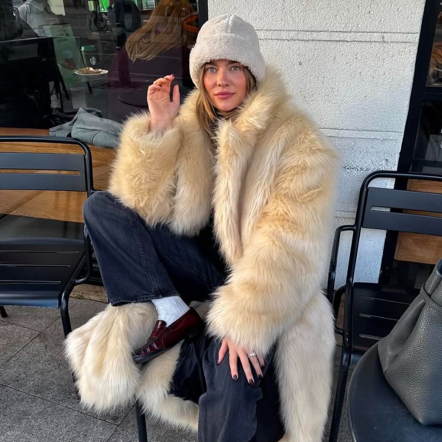Black Coat with Voluminous Faux Fur Collar — Cold Weather Outfits