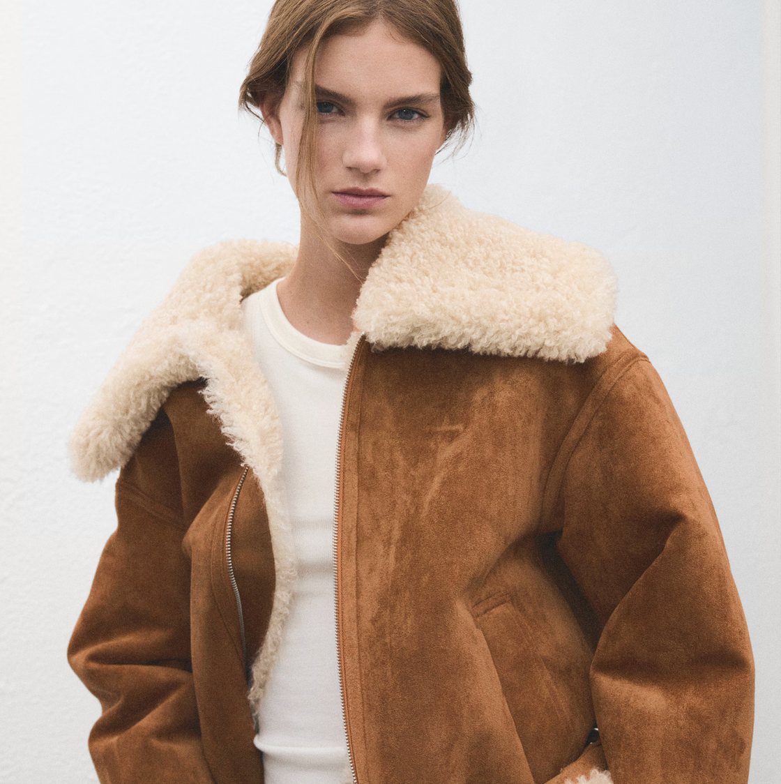 Shearling Jacket Detail: Collar and Cuffs Focus Shearling Jacket Detail: Collar and Cuffs Focus — Shearling Coat Outfits