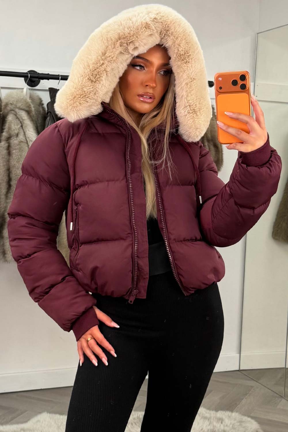 Cropped Burgundy Puffer with Faux Fur Hood Trim Cropped Burgundy Puffer with Faux Fur Hood Trim — Winter Puffer Jacket Outfits