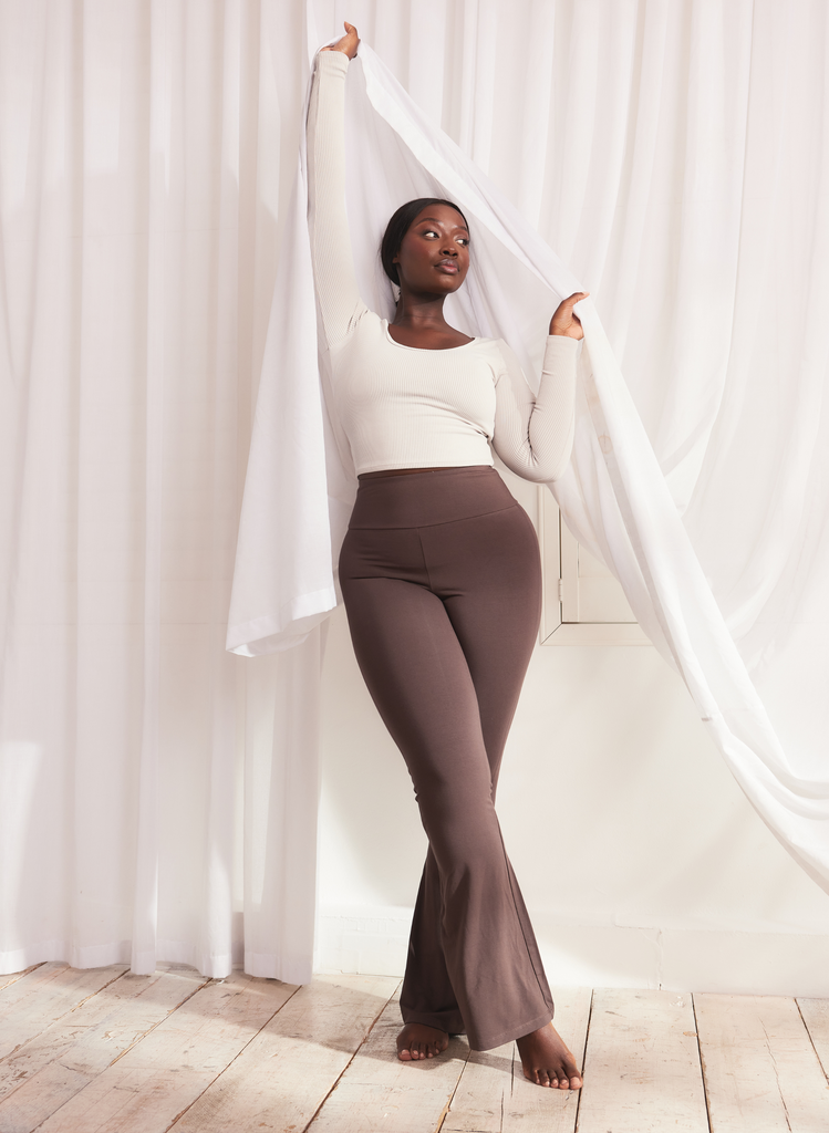 Cozy Comfort: Ribbed Knit Flare Leggings with Crop Top Cozy Comfort: Ribbed Knit Flare Leggings with Crop Top — Flare Leggings Outfits