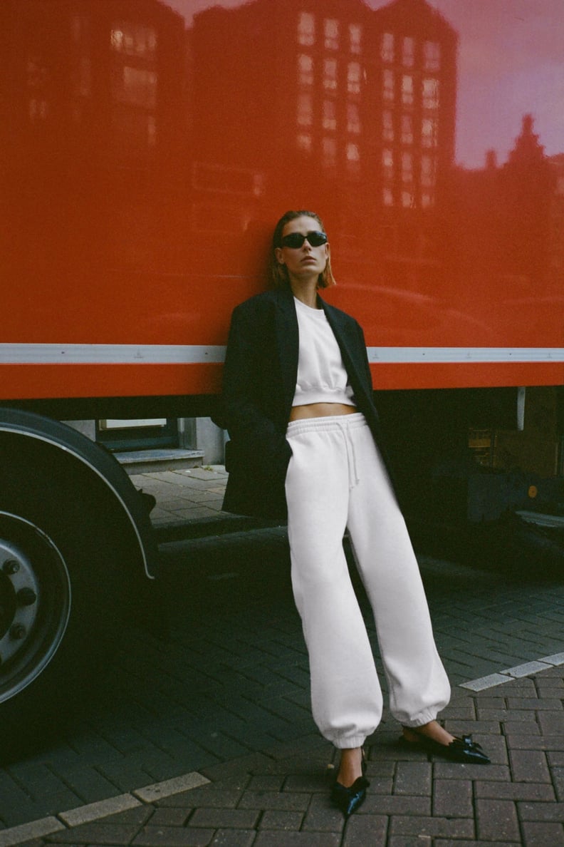 White Terry Sweatpants with Oversized Blazer — Sweatpants Outfits