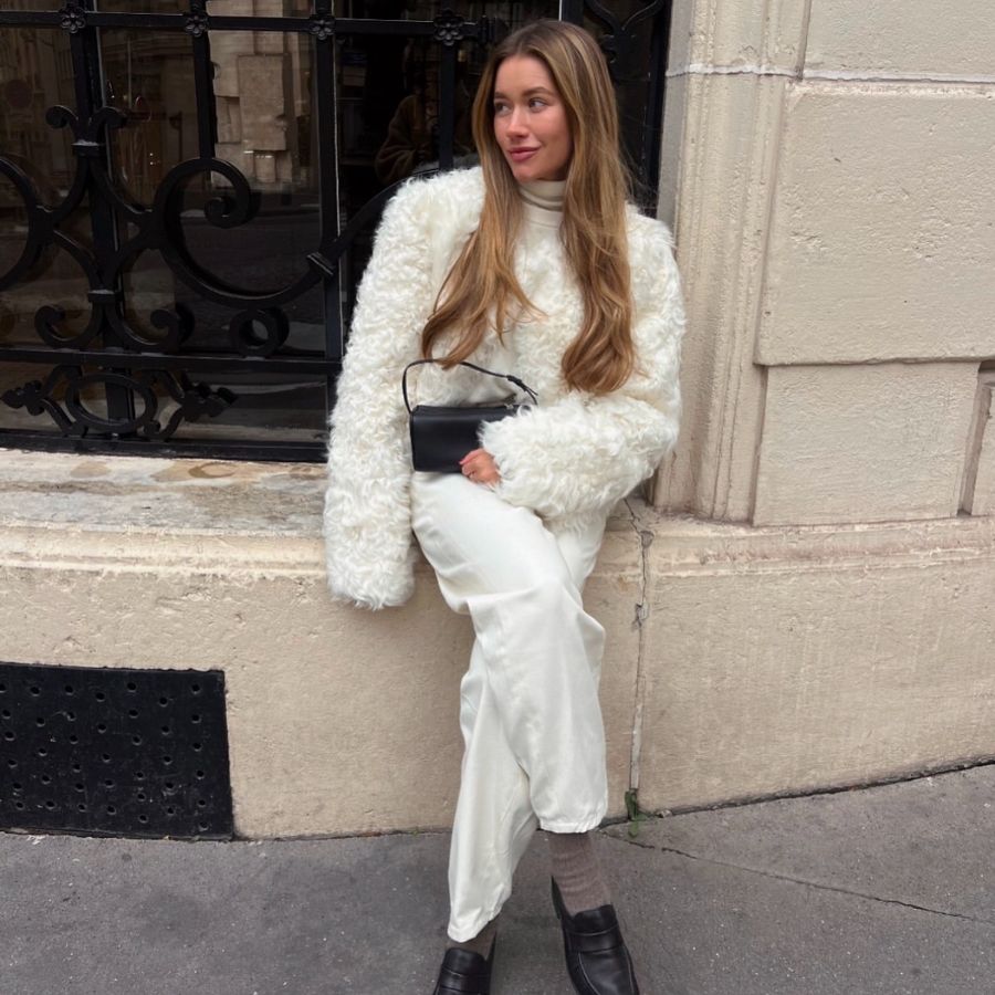 Fashionable Casual Outfit Idea — Winter White Outfits