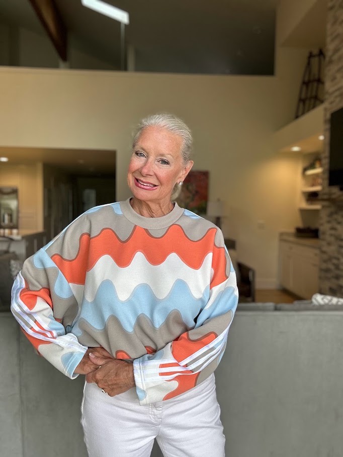 Oversized Sweatshirt with Bold Print for Casual Winter Comfort — Winter Outfits for Women Over 50