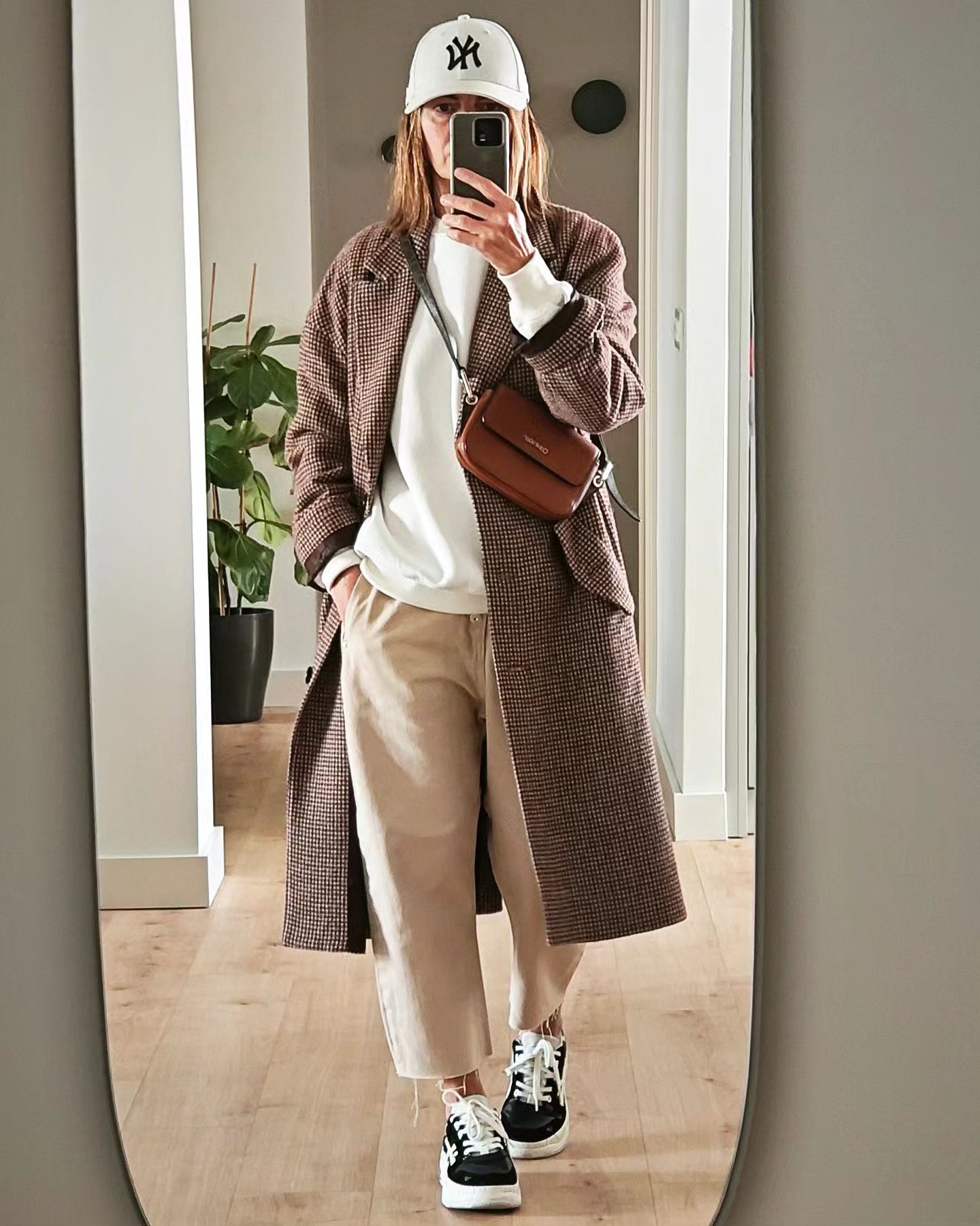 Cozy Oversized Plaid Coat with Casual Layers — Winter Teacher Outfits