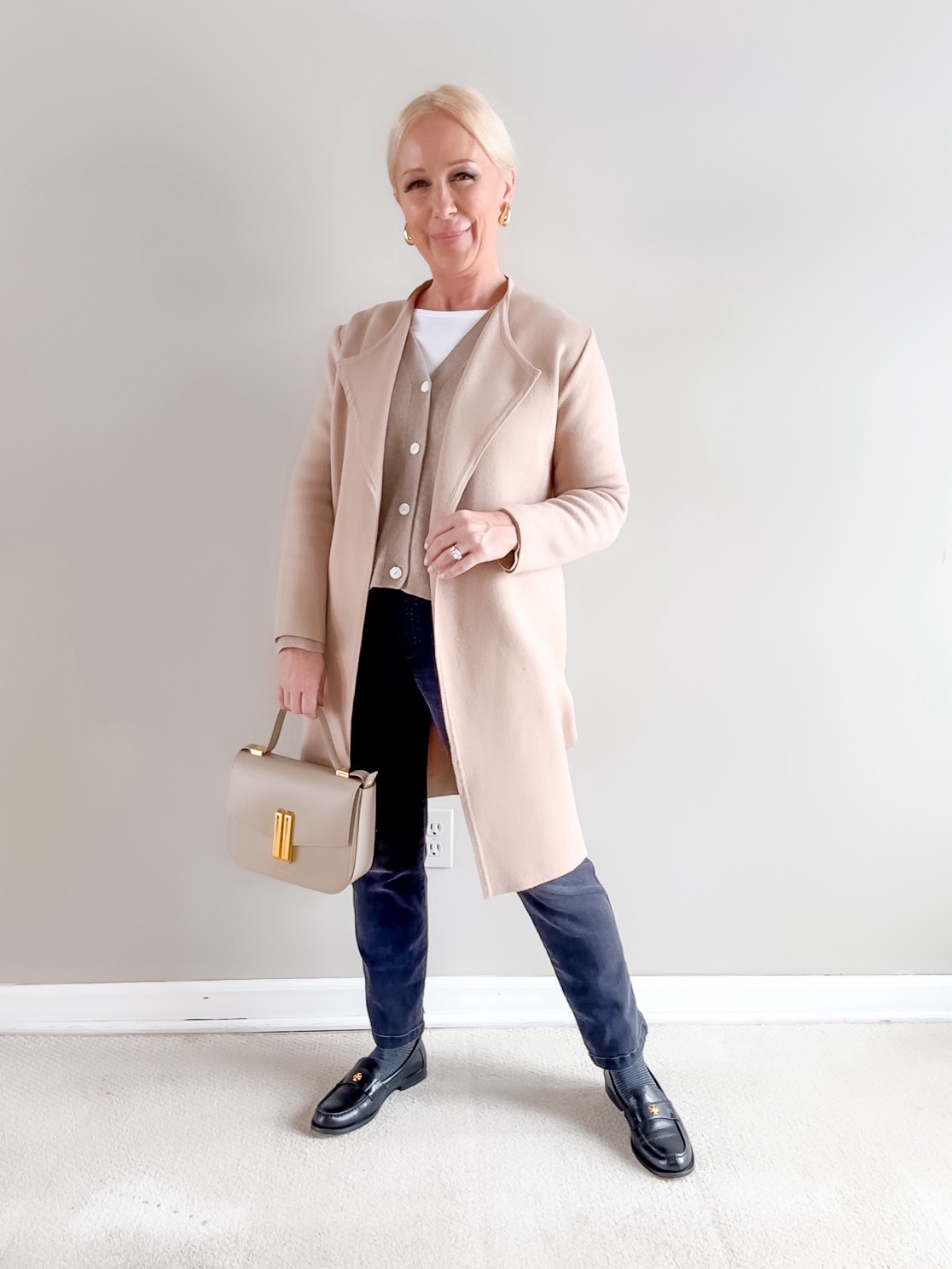Smart Casual Daytime Outfit Idea — Winter Layering Outfits